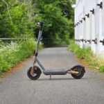 On a testé la Xiaomi Electric Scooter 6 Max : une trottinette électrique très équilibrée et performante