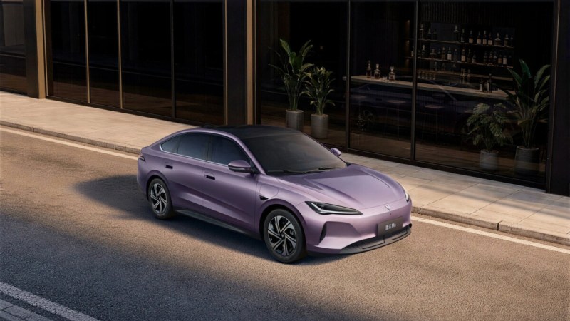 La Jetta M6 de Volkswagen s’attaque à la Tesla Model 3 dès 10 500 € en Chine