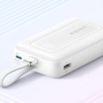 Cette batterie externe Anker 10 000 mAh et triple ports USB devient un accessoire indispensable de l&rsquo;été avec cette promo sur Amazon