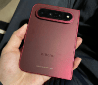 Le Xiaomi 18 Fold // Source : Photo de Ice Universe, étendue via Adobe Firefly