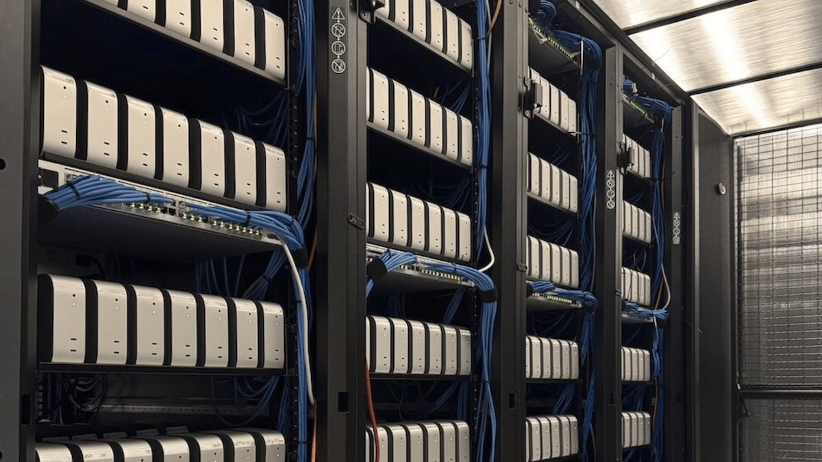 Pourquoi OpenAI et Anthropic assèchent les stocks de Mac mini et Studio