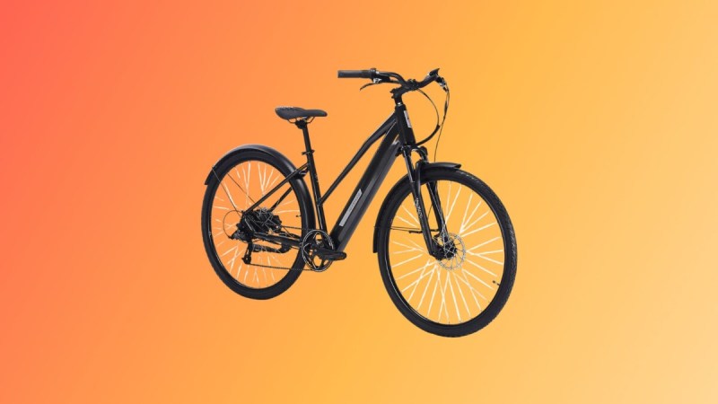 Ce VTC électrique Nakamura est aussi à l’aise en ville que sur les chemins et voit son prix chuter de 400 €