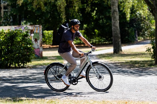 Vélo électrique Cube Editor Hub 2027