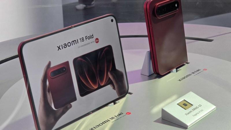 On a vu le Xiaomi 18 Fold : LPDDR6, 920 Wh/L et charnière Dragon Bone, voici ce qu’on a appris