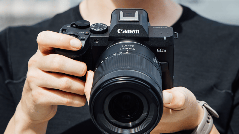 Canon EOS R8 Mark II : le plein format le plus accessible gagne enfin la stabilisation capteur