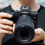 Canon EOS R8 Mark II : le plein format le plus accessible gagne enfin la stabilisation capteur
