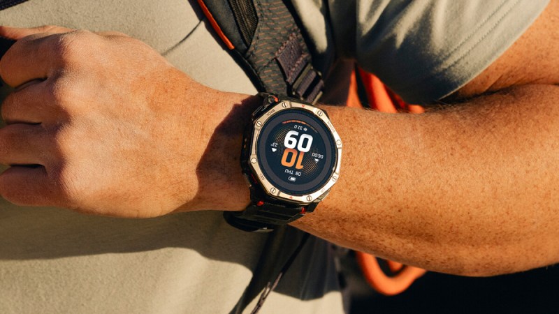 T-Rex Dual Solar : Amazfit lance la première montre Amoled à double recharge solaire