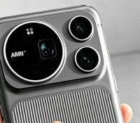 Arri-Kamera-Flaggschiff-bringt-quadratische-Frontkamera-und-3-Grad-Stabilisierung