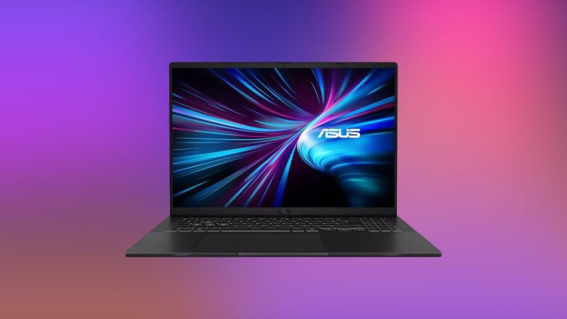 Ce laptop gaming Asus avec RTX 5060 et 16+512 Go slalome entre les hausses de prix pour afficher 33% de réduction