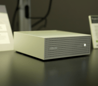 Le mini PC Asus GR1X // Source : Robin Wycke - Frandroid