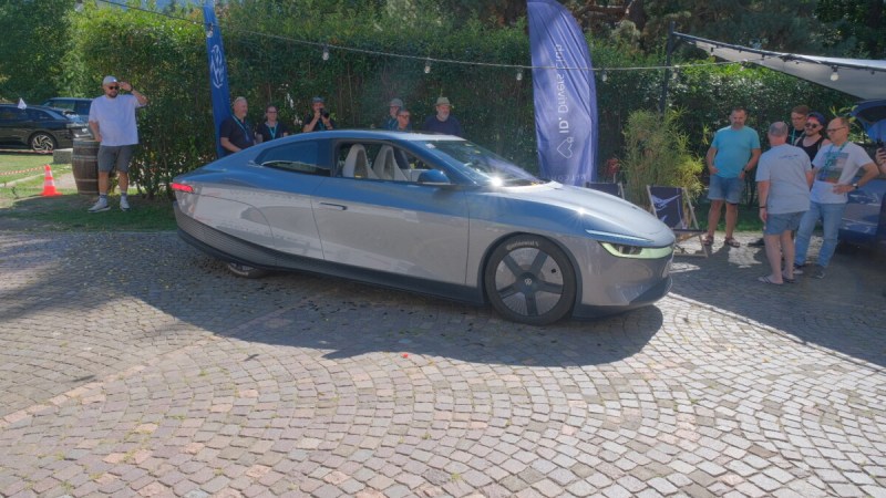 « J’étais prêt à repartir avec » : on a vu la Volkswagen Mission Efficiency, la voiture électrique la plus aérodynamique au monde
