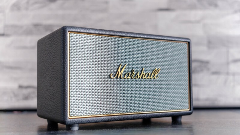 J’ai testé l’enceinte de salon Marshall Acton IV : un joli caractère