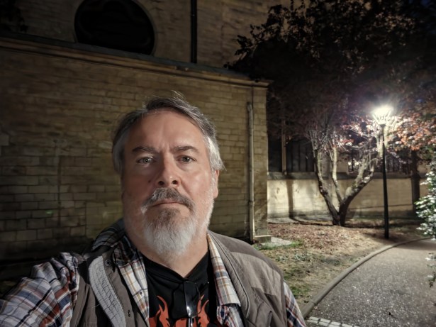 Galaxy S26 FE - selfie Nuit (3)