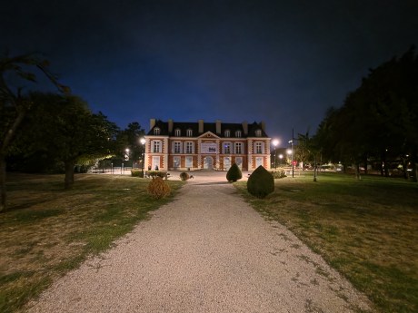 Galaxy S26 FE - UGA Nuit