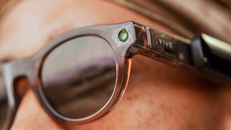 HTC lance les VIVE Eagle en France : des lunettes connectées avec IA pour concurrencer Meta