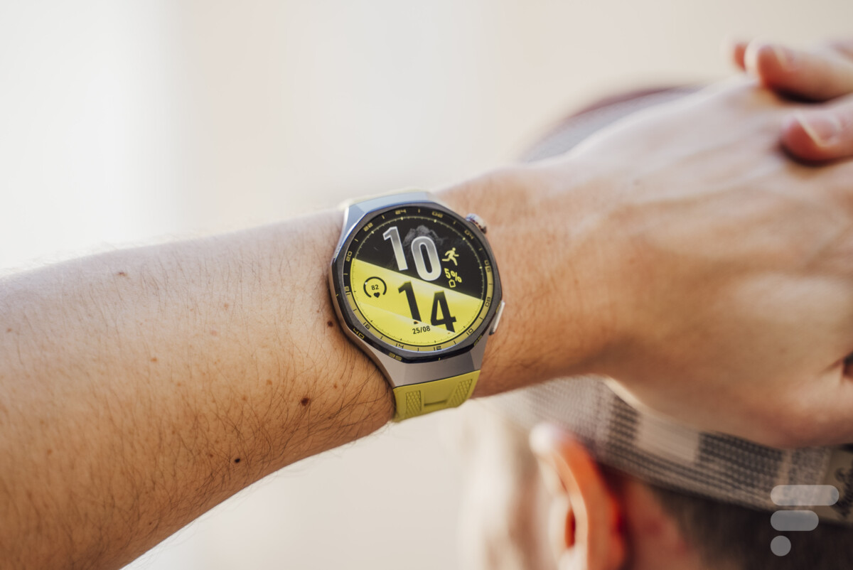 La Huawei Watch GT 7 Pro // Source : Chloé Pertuis - Frandroid La Huawei Watch GT 7 Pro // Source : Chloé Pertuis - Frandroid