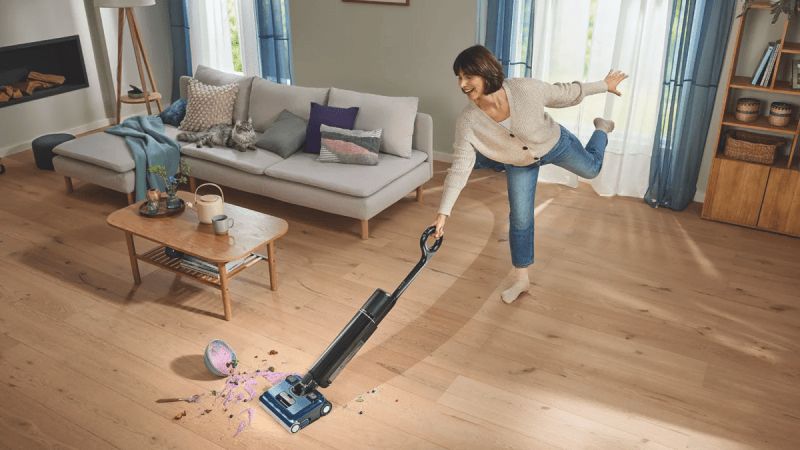 Bosch s’attaque à Roborock et Tineco, mais son premier aspirateur balai laveur manque encore d’audace