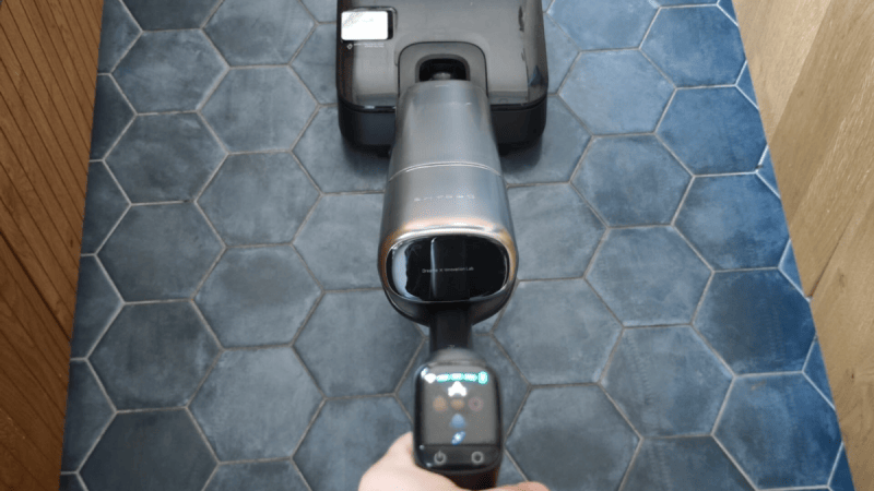 Eau chauffée à 90 °C et 30 000 Pa : cet aspirateur-laveur Dreame noté 9/10 est en promo