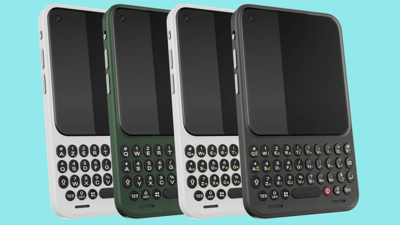 12 Go de RAM et 4 350 mAh : Clicks muscle son « BlackBerry » sans hausser le prix