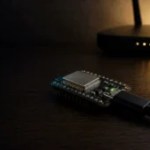 Votre box Wi-Fi peut détecter vos mouvements sans caméra : il suffit d&rsquo;un ESP32 à 10 euros
