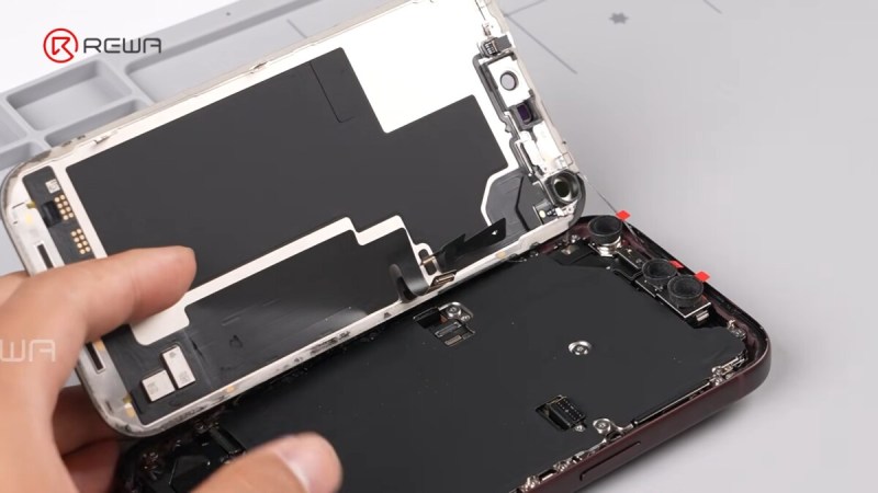 iPhone 18 Pro : le démontage confirme une mauvaise nouvelle difficile à justifier