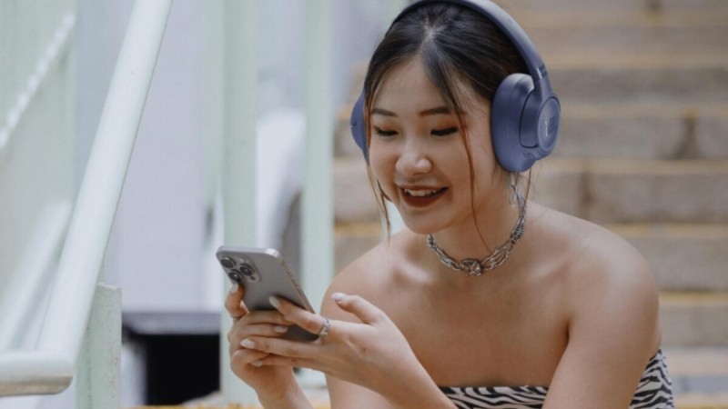 JBL Tune 730BT : ce casque sans fil à 76 h d’autonomie tombe à moins de 40 euros