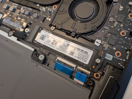Lenovo ThinkPad X1 Carbon Gen 13 Aura Edition Space Frame-4