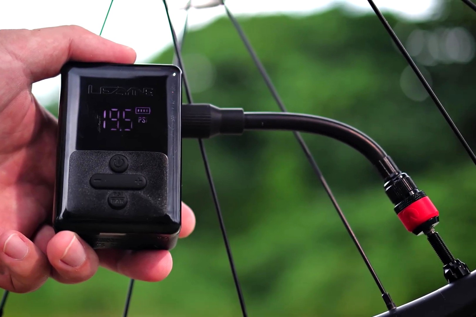 Lezyne E-Drive mini-gonfleur électrique vélo