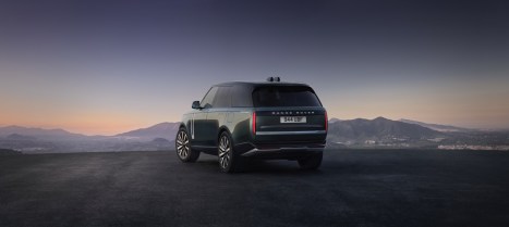 Nouveau Land Rover Range Rover Electric // Source : Land Rover