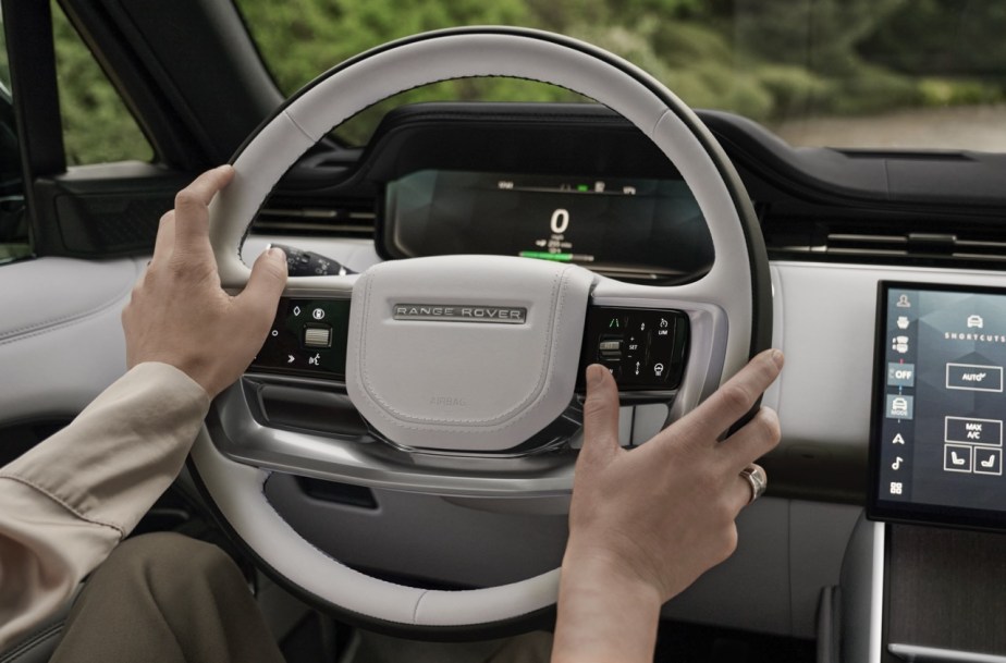 Nouveau Land Rover Range Rover Electric // Source : Land Rover