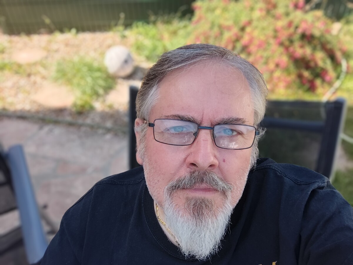 Redmi note 17 Pro – Selfie Portrait Redmi note 17 Pro – Selfie Portrait