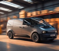 Renault Trafic Van E-Tech electric // Source : Renault