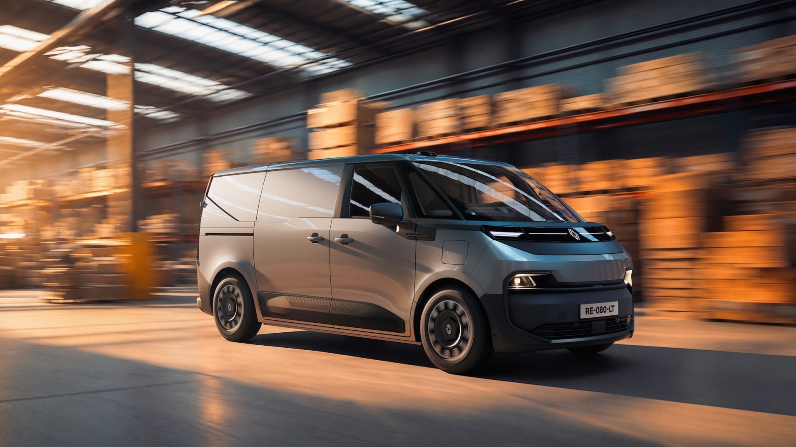 Batterie XXL et connectivité digne d’une Tesla : Renault révolutionne son Trafic Van électrique pour les artisans et les voyageurs