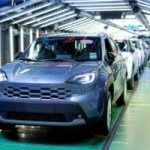 1 250 Yaris produites par jour, mais zéro voiture électrique : le choix assumé de Toyota en France