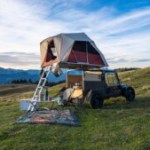 Tente de toit Decathlon et version pro : La Bagnole électrique fabriquée en Haute-Savoie s’offre des nouveautés alléchantes
