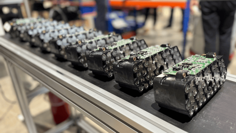 Decathlon veut ressusciter les batteries de ses vélos électriques avec la pépite française VoltR