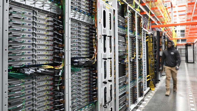 Le casse-tête des « dark GPU » : pourquoi Amazon empile des milliards de dollars en puces IA inutilisées