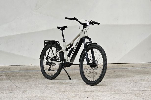 Amflow TL Carbon design avant