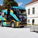 Il fait le tour du monde en camion électrique pour « convaincre les derniers sceptiques » : 45 000 km et seulement 80 recharges