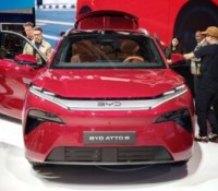 BYD Atto 8 // Crédits : Ulrich Rozier pour Frandroid