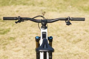 Canyon Spectral ON CF 9 2027 cockpit