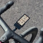 Dura 2 Solar : écran géant, carbone, micro et prix doublé, Coros dévoile son nouveau compteur vélo GPS