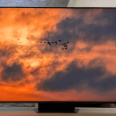 Dolby Vision 2, 170 Hz et RGB Mini LED : le TV Hisense 65UR9S noté 9/10 perd près de 500 €