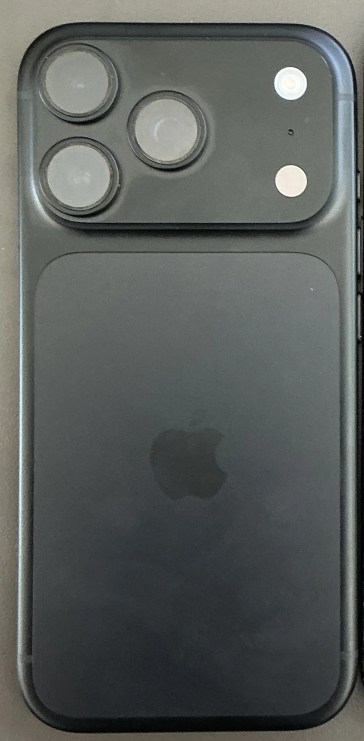 is-this-discoloration-around-the-camera-lens-rings-normal-v0-kj2n3dyoesqh1