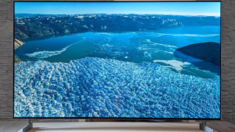 LG OLED55B6 : noté 8/10, ce TV taillé pour le gaming et le cinéma est en promo chez Darty