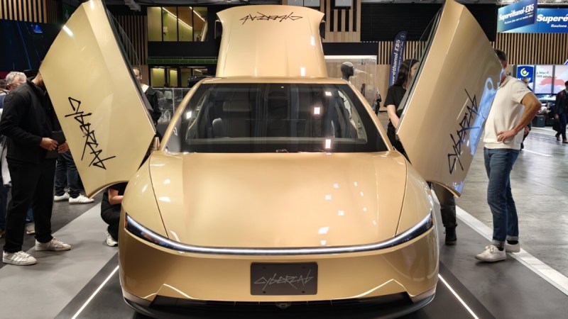 On a vu le Tesla Cybercab : ce n’est pas l’absence de volant qui nous a le plus marqués au Mondial