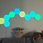 On a testé les panneaux Nanoleaf avec le module Philips Hue : un mariage réussi, mais exclusif