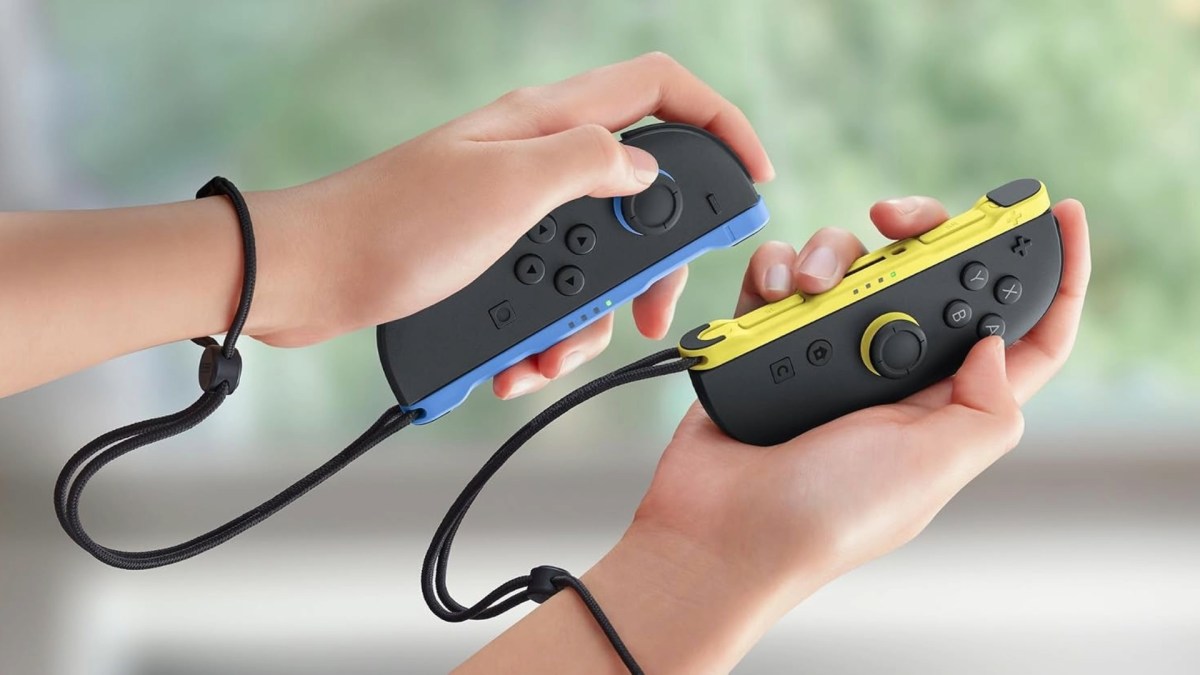 Les Joy-Con officiels de la Switch 2, en bleu et jaune, sont à leur prix le plus bas jamais vu en ce moment