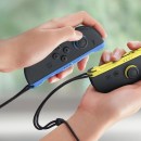 Les Joy-Con officiels de la Switch 2, en bleu et jaune, sont à leur prix le plus bas jamais vu en ce moment