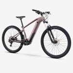 Decathlon frappe fort avec ce nouveau VTT électrique au prix très attractif